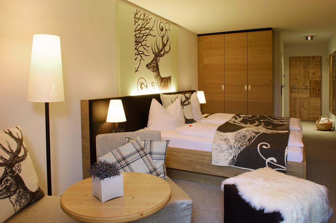 Doppelzimmer mit Balkon